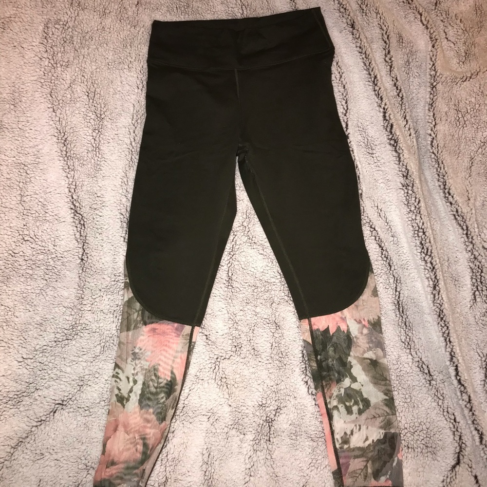 Fabletics Powerhold leggings
